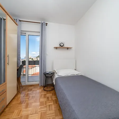 Apartment Ana Mit Atemberaubendem Meerblick Makarska